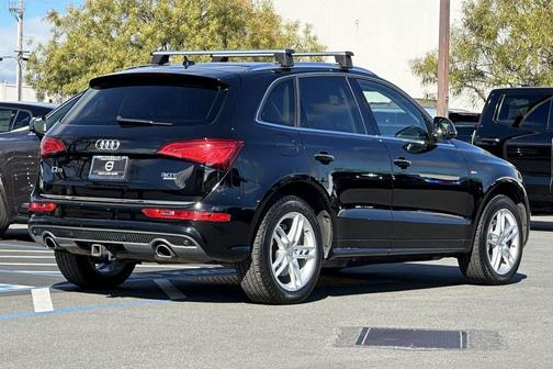 Brilliant Black 2016 Audi Q5 3.0T Premium Plus