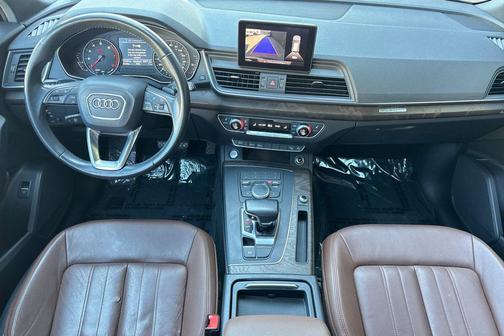 Blue Metallic 2018 Audi Q5 2.0T Premium