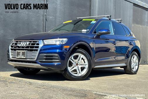 Blue Metallic 2018 Audi Q5 2.0T Premium