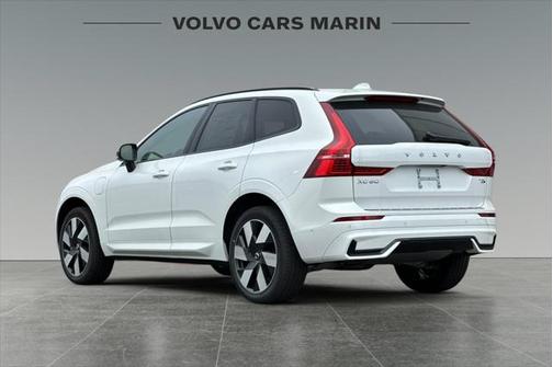 2025 Volvo XC60 Plug-In Hybrid T8 Plus