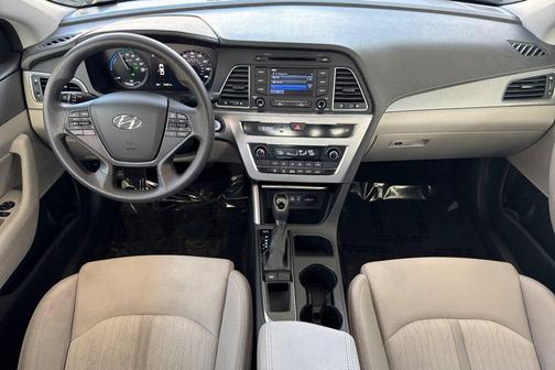 Pewter Gray Metallic 2016 Hyundai SONATA Hybrid SE