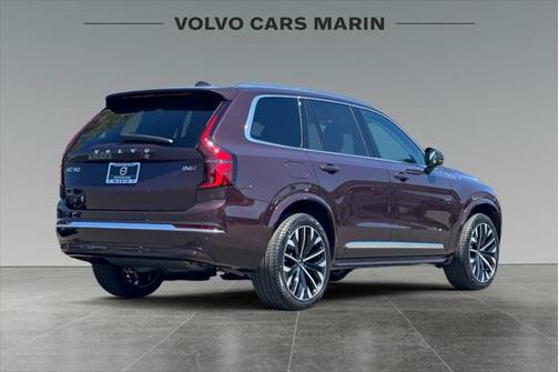 2025 Volvo XC90 B6 Ultra