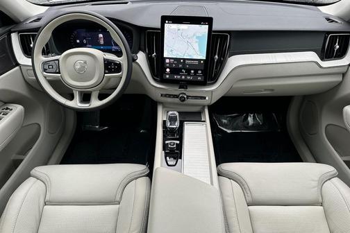 2026 Volvo XC60 B5 Ultra
