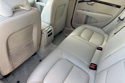 2016 Volvo XC70 T5 Drive-E Platinum