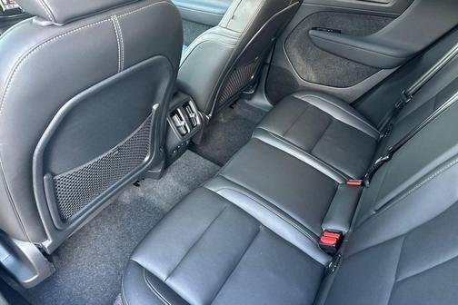 Silver Dawn Metallic 2025 Volvo XC40 B5 Plus Bright Theme