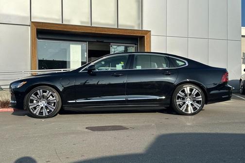 2024 Volvo S90 Recharge Plug-In Hybrid T8 Ultimate