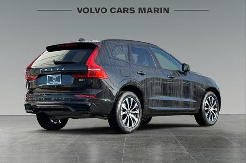 2025 Volvo XC60 B5 Core