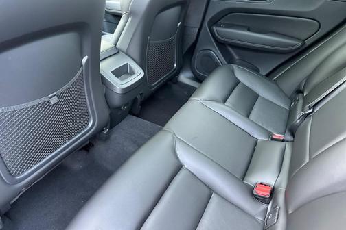 2025 Volvo XC60 B5 Core
