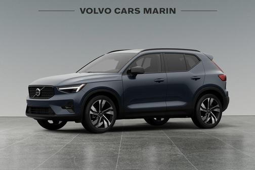 2026 Volvo XC40 B5 Ultra