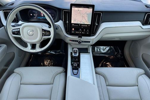 2026 Volvo XC60 B5 Ultra