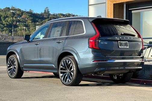 2026 Volvo XC90 Plus, B5 AWD Gas (mild hybrid), Gasoline, Bright, 7 Seats
