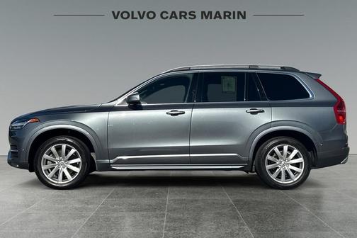2018 Volvo XC90 T6 Momentum