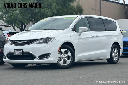 2018 Chrysler Pacifica Hybrid Touring Plus