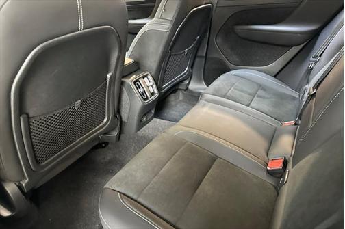 2023 Volvo C40 Recharge Pure Electric Twin Plus