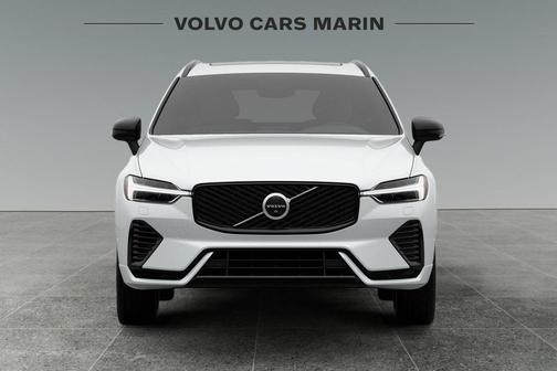2026 Volvo XC60 Plug-In Hybrid T8 Plus