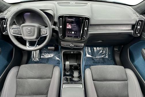 2022 Volvo C40 Recharge Pure Electric P8 Ultimate