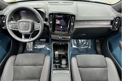 2022 Volvo C40 Recharge Pure Electric P8 Ultimate