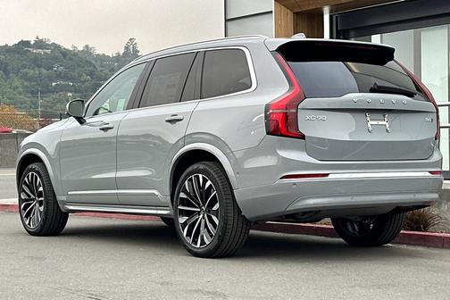 2026 Volvo XC90 B6 Ultra 7-Seater