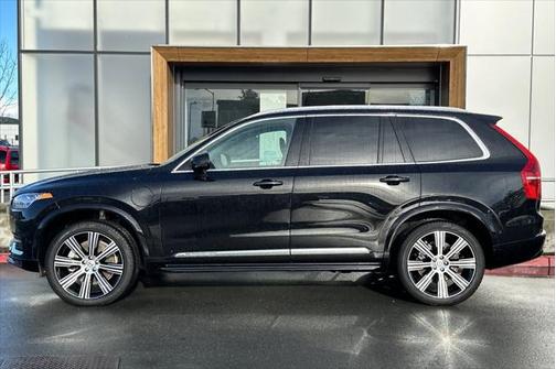 2024 Volvo XC90 Recharge Plug-In Hybrid T8 Ultimate Bright Theme 7-Seater