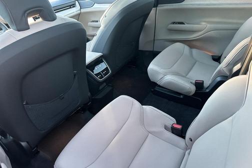 2025 Volvo EX90 Plus, Twin Motor, Fully electric, 6 Seats