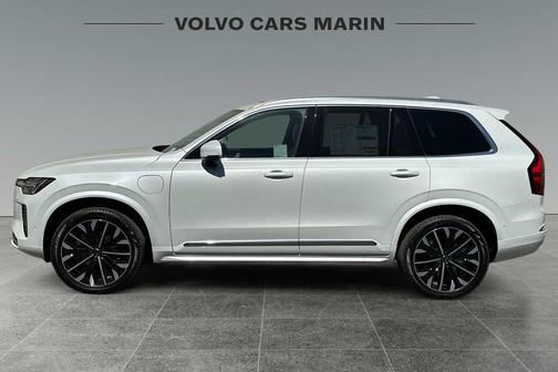 2026 Volvo XC90 Plug-In Hybrid T8 Plus 7-Seater