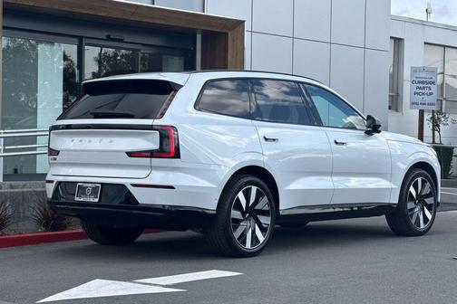 Crystal White 2026 Volvo EX90 Plus, Single Motor, Fully electric, 7 Seats