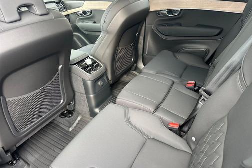 2026 Volvo XC90 Plug-In Hybrid Plus, T8 AWD, Electric/Gasoline, Bright, 7 Seats