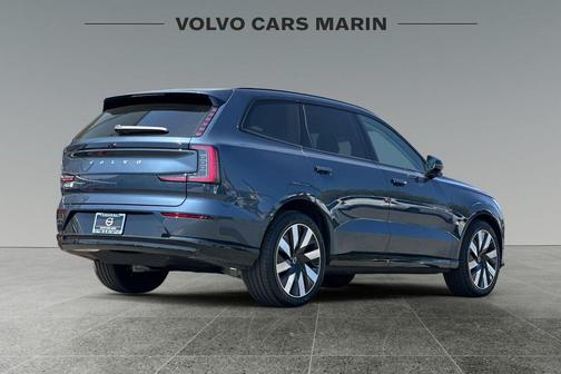 2025 Volvo EX90 Twin Motor Performance Ultra