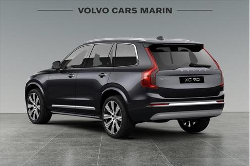 2022 Volvo XC90 T6 Inscription