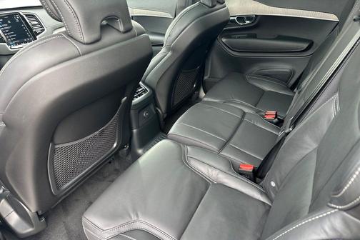 2023 Volvo XC90 Recharge Plug-In Hybrid T8 Ultimate Bright Theme 7-Seater