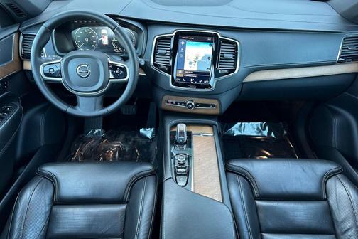 2017 Volvo XC90 Hybrid T8 Inscription