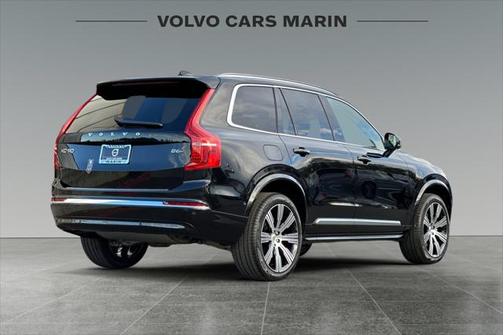 2025 Volvo XC90 B6 Plus 7-Seater