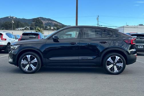 2023 Volvo C40 Recharge Pure Electric Twin Plus