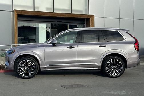 2026 Volvo XC90 B6 Plus 7-Seater