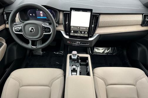 2026 Volvo XC90 B5 Plus 7-Seater