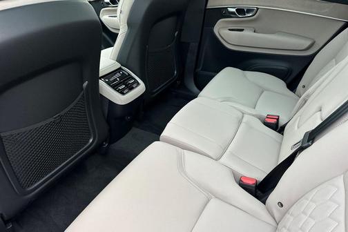 2026 Volvo XC90 B5 Plus 7-Seater