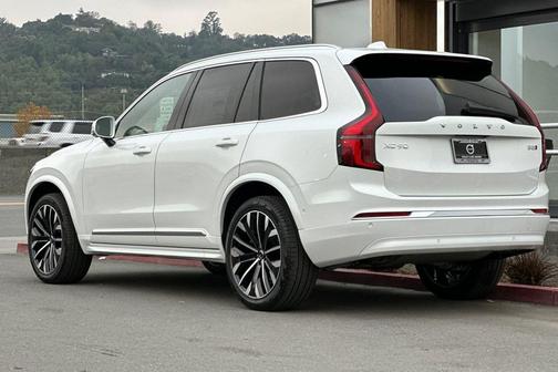 2026 Volvo XC90 B5 Plus 7-Seater