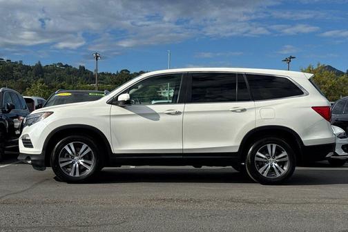 Black Forest Pearl 2017 Honda Pilot EX-L