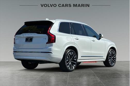 2025 Volvo XC90 Plug-In Hybrid T8 Plus 7-Seater