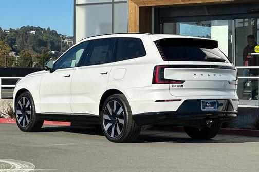 2025 Volvo EX90 Twin Motor Ultra