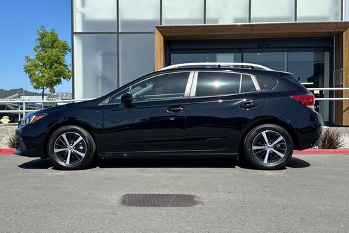 Crystal Black Silica 2023 Subaru Impreza Premium