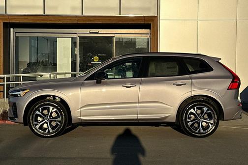 2026 Volvo XC60 B5 Core