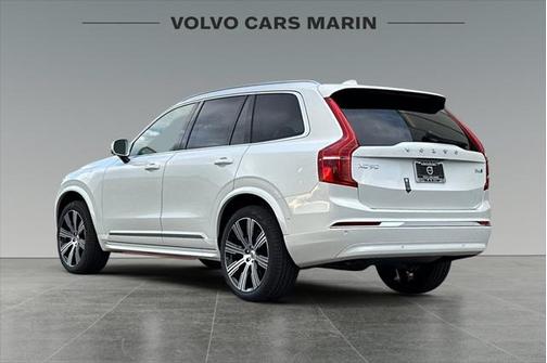 2025 Volvo XC90 B6 Plus 7-Seater