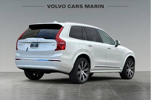 2025 Volvo XC90 B6 Plus 7-Seater