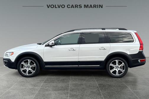 2015 Volvo XC70 T6 Premier Plus