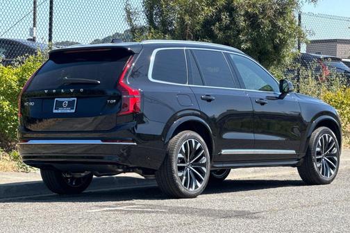 Onyx Black Metallic 2026 Volvo XC90 Plug-In Hybrid Plus, T8 AWD, Electric/Gasoline, Bright, 7 Seats