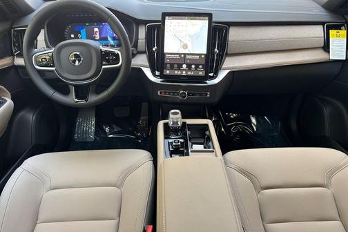 Onyx Black Metallic 2026 Volvo XC90 Plug-In Hybrid Plus, T8 AWD, Electric/Gasoline, Bright, 7 Seats
