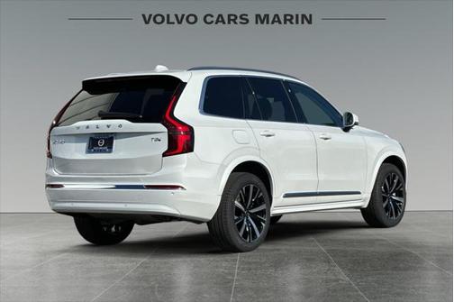 2025 Volvo XC90 Plug-In Hybrid T8 Core 7-Seater