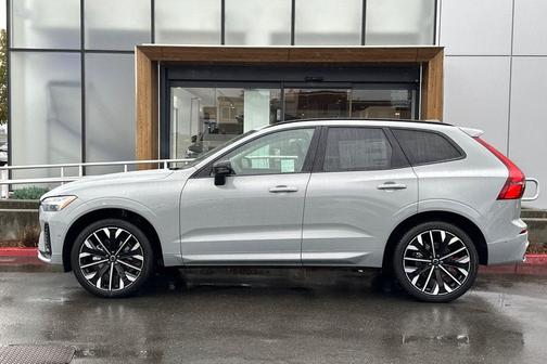 2026 Volvo XC60 B5 Ultra