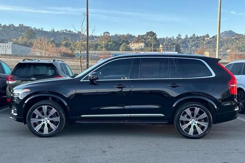 2025 Volvo XC90 Plug-In Hybrid T8 Ultra 7-Seater